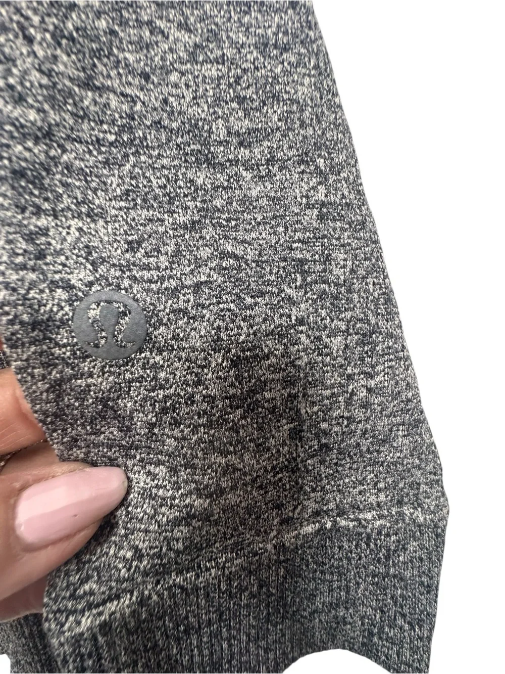 Lululemon Engineered Warmth Jacket Black White Mens size M